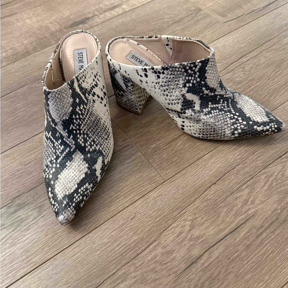 Steve Madden Barrie Black and White Snake Print Mules